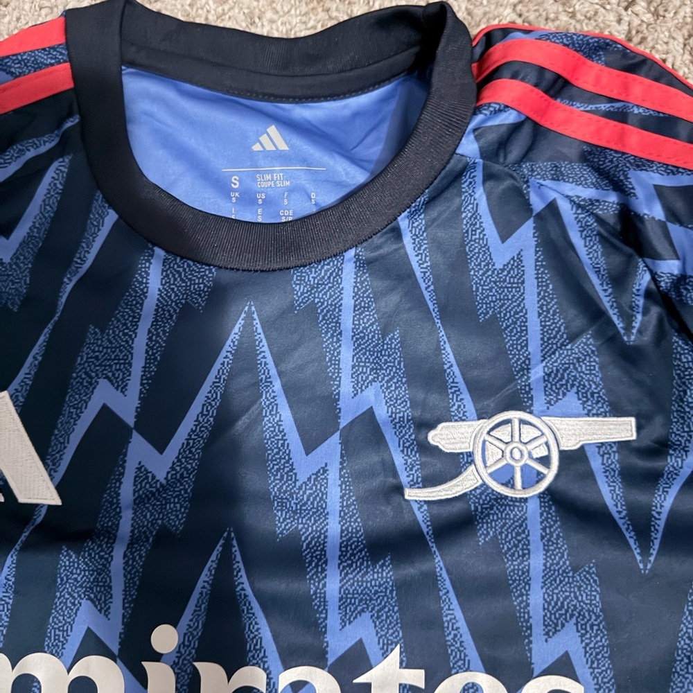 Adidas Navy and Red Zigzag Jersey - Picture 2 of 4